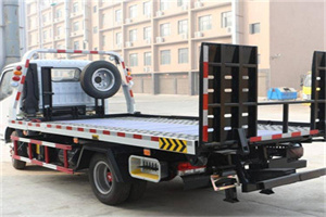 美兰24小时道路救援电话