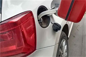 美兰24小时救援车收费标准